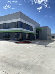 12/26 Radnor Drive Deer Park VIC 3023 - Image 2