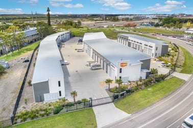 Unit 2/8 Murray Dwyer Circuit Mayfield West NSW 2304 - Image 2