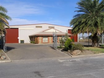 18 Belfree Drive Green Fields SA 5107 - Image 1