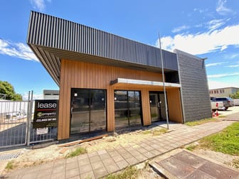 Unit 3/60 Ingham Road West End QLD 4810 - Image 1