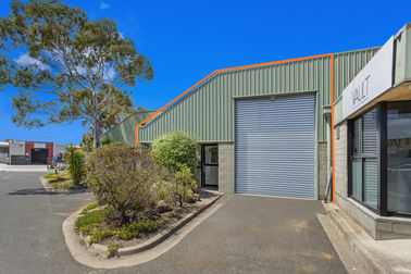 2 Edols Place North Geelong VIC 3215 - Image 1