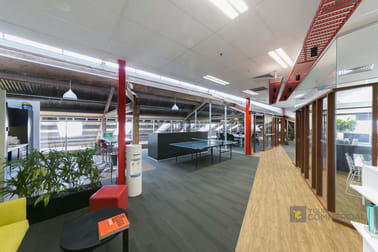 302/33 Longland Street Newstead QLD 4006 - Image 3