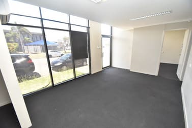 Unit 3/19 Keane Street Currajong QLD 4812 - Image 2