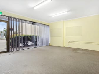 2/92 Watt Road Mornington VIC 3931 - Image 2