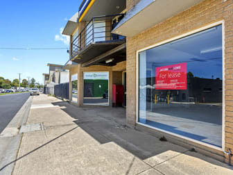 1/2 Blamey Place Mornington VIC 3931 - Image 1