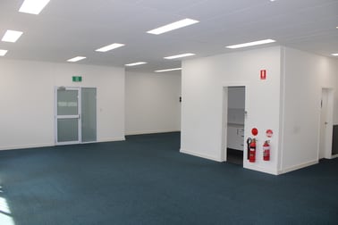 8/60 Box Road Caringbah NSW 2229 - Image 3