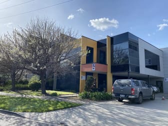 Level 1/206 Lorimer Street Port Melbourne VIC 3207 - Image 1