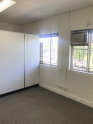 12/71 Racecourse Road Hamilton QLD 4007 - Image 1