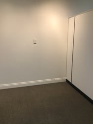 12/71 Racecourse Road Hamilton QLD 4007 - Image 3