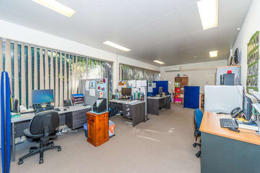 3/1-3 Elizabeth Avenue Mascot NSW 2020 - Image 2
