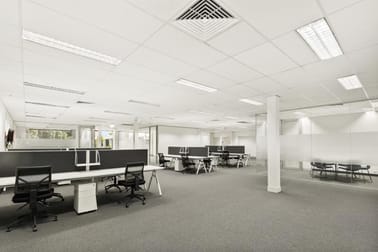 Unit 4/4-290 Salmon Street Port Melbourne VIC 3207 - Image 3
