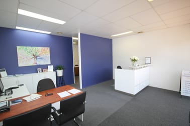 4/143 Tingal Road Wynnum QLD 4178 - Image 3