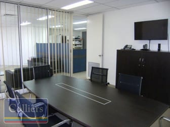 2/62 Walker Street Townsville City QLD 4810 - Image 2
