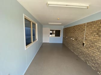3/104 Boat Harbour Drive Pialba QLD 4655 - Image 2