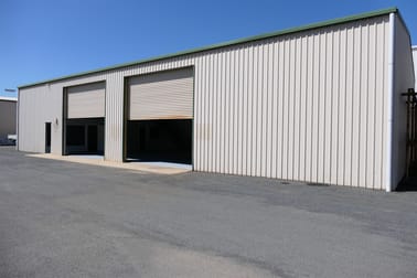 3/70 YOUNG ROAD Cowra NSW 2794 - Image 1