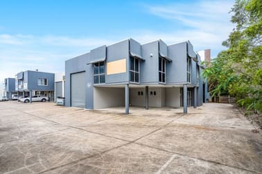 1/74 Secam Street Mansfield QLD 4122 - Image 1