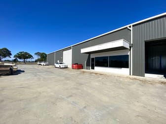 2/29 Rovan Place Bairnsdale VIC 3875 - Image 2