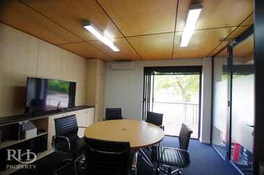 1/85 The Promenade Mount Pleasant WA 6153 - Image 3