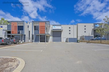 2/18 Renewable Chase Bibra Lake WA 6163 - Image 2