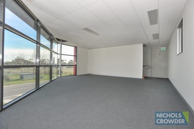 11B Whitfield Boulevard Cranbourne West VIC 3977 - Image 2