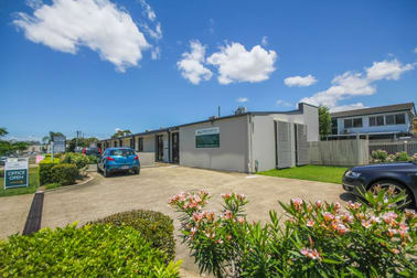 2/18 Pickwick Street Cannon Hill QLD 4170 - Image 2
