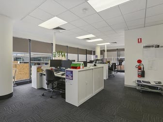 Suite 4, Level 2,/Suite 4, Level 2, 1 Yarra Street Geelong VIC 3220 - Image 2