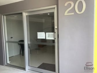 20/9-15 Sinclair Street Arundel QLD 4214 - Image 3