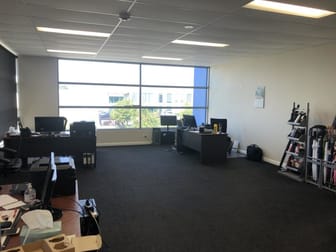 10 Southeast Boulevard Pakenham VIC 3810 - Image 2