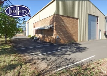 4 Fletcher Crescent Dubbo NSW 2830 - Image 1