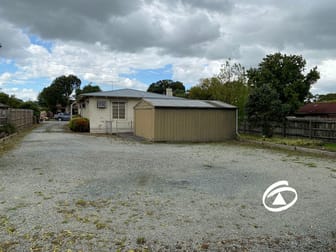 25 Main Street Pakenham VIC 3810 - Image 3