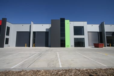 2/21 Southeast Boulevard Pakenham VIC 3810 - Image 2