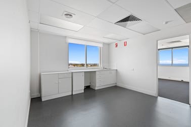 306/182 Bay Terrace Wynnum QLD 4178 - Image 3