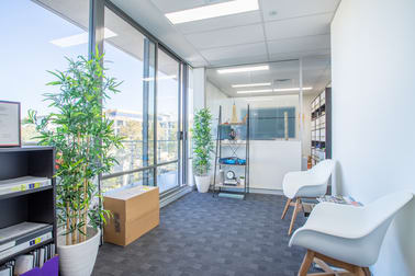 4.05/5 Celebration Drive Bella Vista NSW 2153 - Image 2