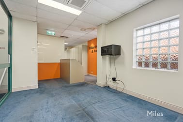 1/225 Lower Heidelberg Road Ivanhoe East VIC 3079 - Image 2