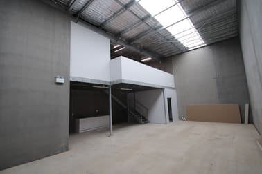 17/5 - 11 Waynote Place Unanderra NSW 2526 - Image 2