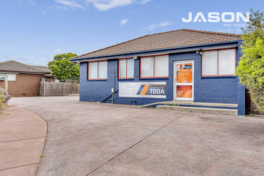 1/27 Gladstone Park Drive Gladstone Park VIC 3043 - Image 1