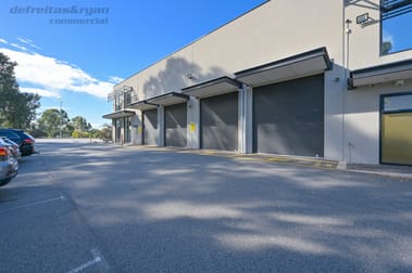 Click to view all images 4/640 Beeliar Drive Success WA 6164 - Image 2