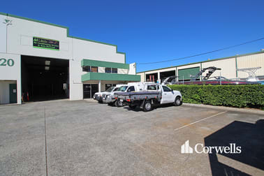 2/20 Gibbs Street Arundel QLD 4214 - Image 3