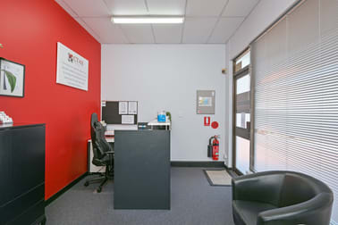 4 & 5/1 - 13 Hamilton Street Cannington WA 6107 - Image 3