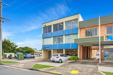 2/71 Clara Street Wynnum QLD 4178 - Image 1