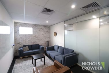 9/26-28 Carbine Way Mornington VIC 3931 - Image 3