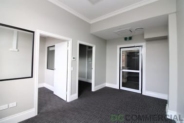 5/206 Margaret Street Toowoomba City QLD 4350 - Image 1