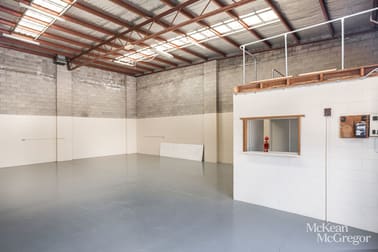 2/50 Bridge Street Bendigo VIC 3550 - Image 2