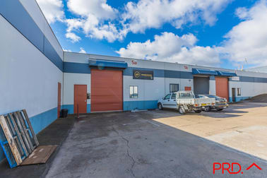 5a/84-92 Barnes Street Tamworth NSW 2340 - Image 1
