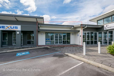 4/2 Barnesby Drive Yakamia WA 6330 - Image 1