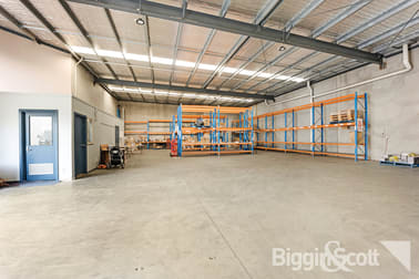 2/8 Elm Park Drive Hoppers Crossing VIC 3029 - Image 2