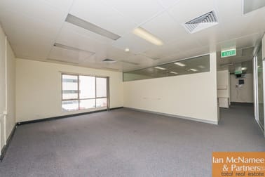 4/30 Lowe Street Queanbeyan NSW 2620 - Image 2