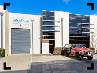 11/21 Howleys Road Notting Hill VIC 3168 - Image 1