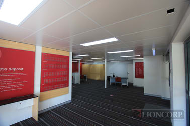 71 Racecourse Road Hamilton QLD 4007 - Image 2