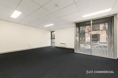 2B Raymond Grove Caulfield South VIC 3162 - Image 2